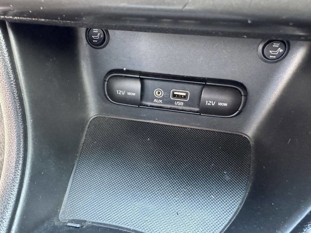 Used 2018 Kia Sportage LX image 19