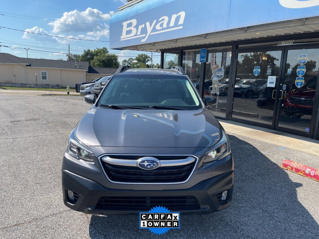 Used 2022 Subaru Outback Premium image 3