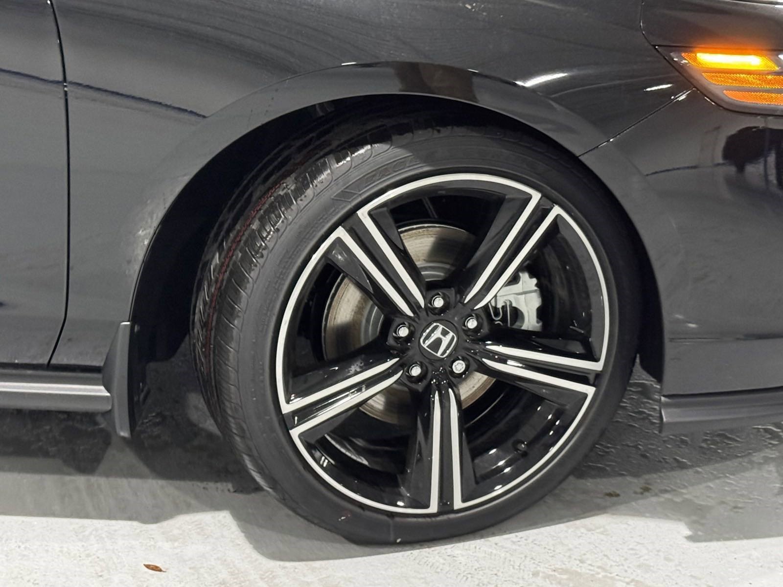 New 2025 Honda Accord Sport image 30