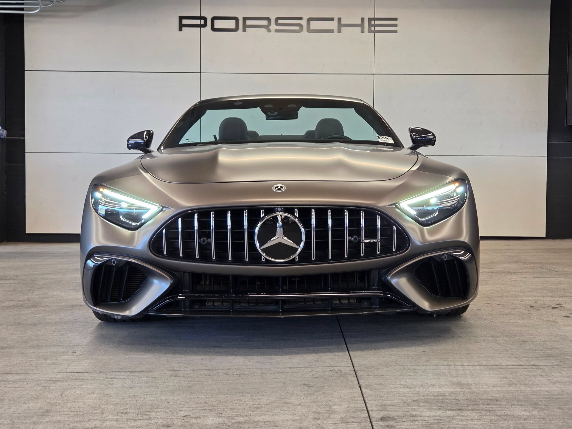 Used 2022 Mercedes-Benz SL 63 AMG 4MATIC image 24