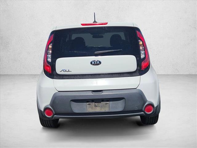 Used 2015 Kia Soul + FWD image 6