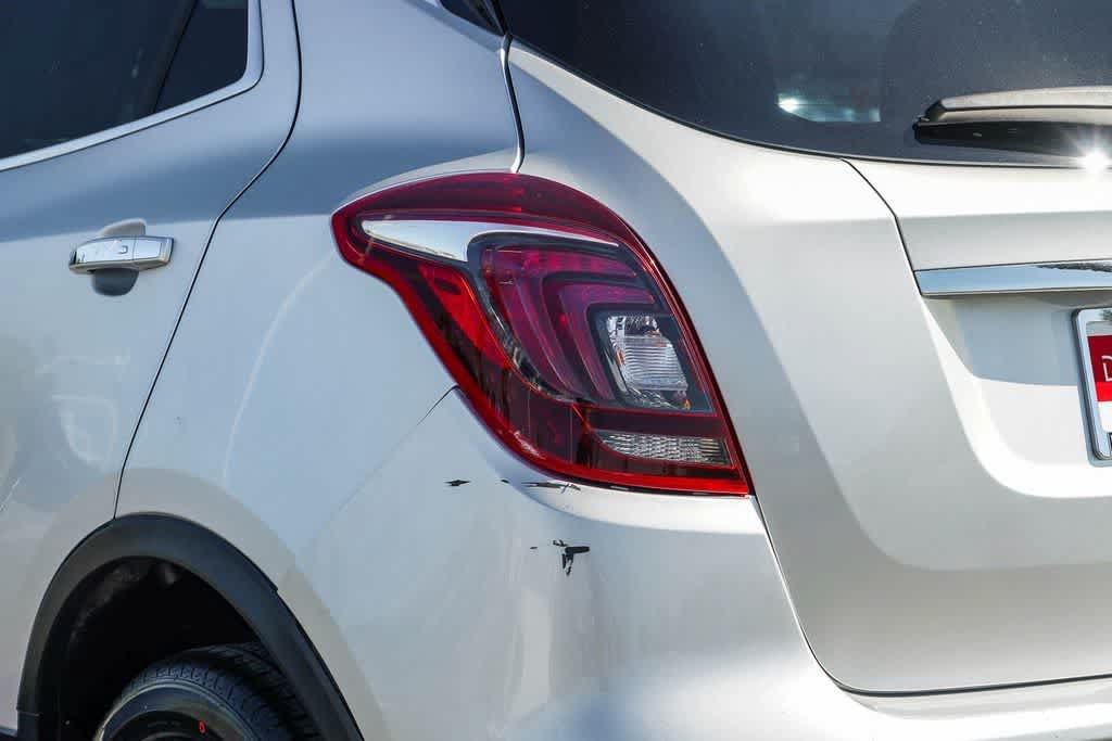 Used 2019 Buick Encore Sport Touring FWD image 7