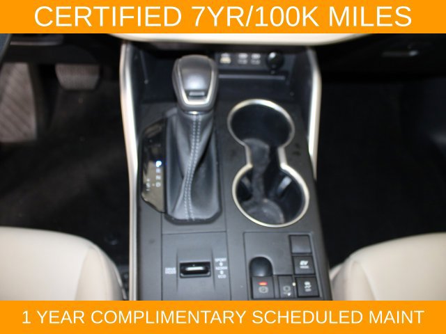 Used 2023 Toyota Highlander XLE FWD image 23