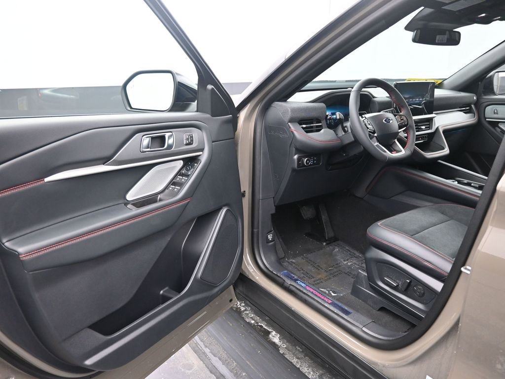 New 2026 Ford Explorer ST w/ Sun And Sound Package image 15