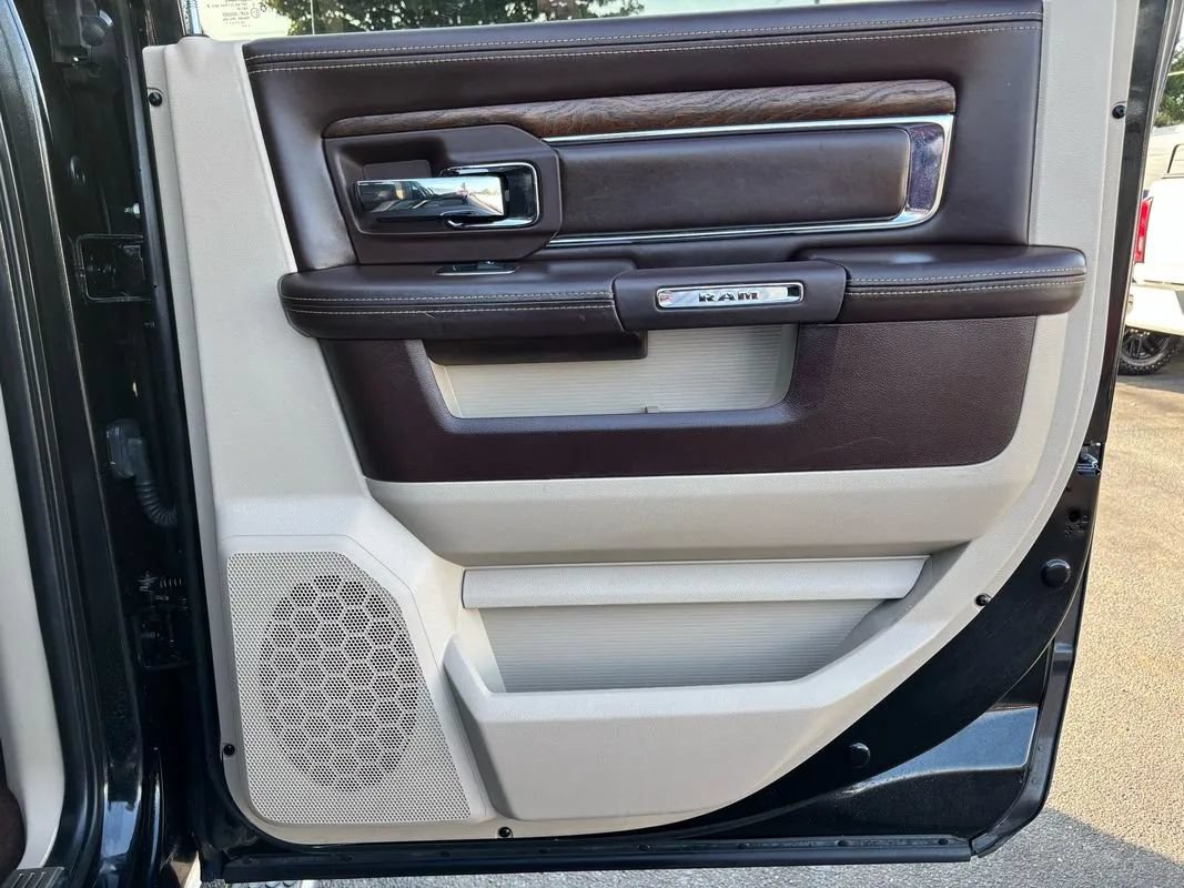 Used 2017 RAM 3500 Laramie Longhorn w/ Convenience Group RWD image 28