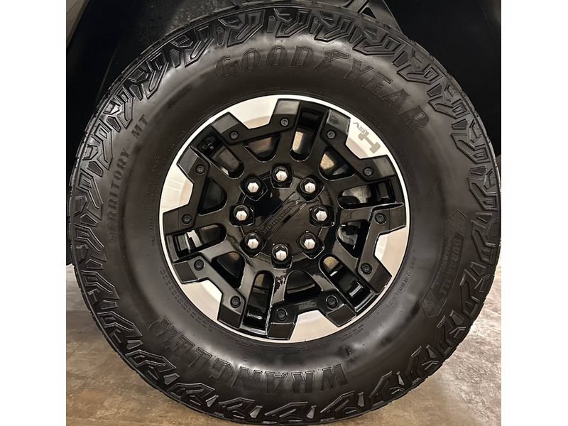 Used 2024 GMC Hummer EV 3X w/ Extreme Off-Road Package AWD/4WD image 11
