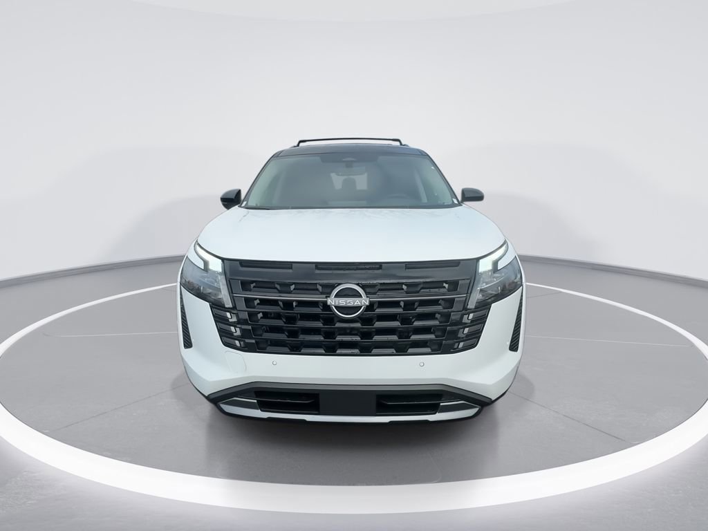 New 2026 Nissan Pathfinder Platinum image 3