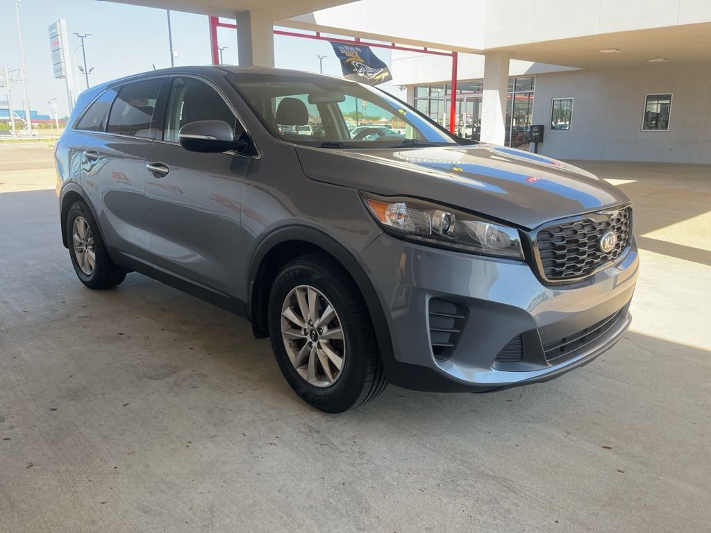 Used 2020 Kia Sorento LX image 8