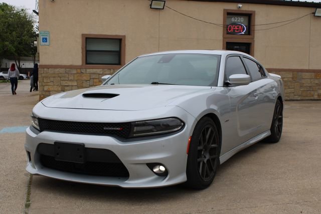 Used 2019 Dodge Charger R/T w/ Plus Group RWD image 7