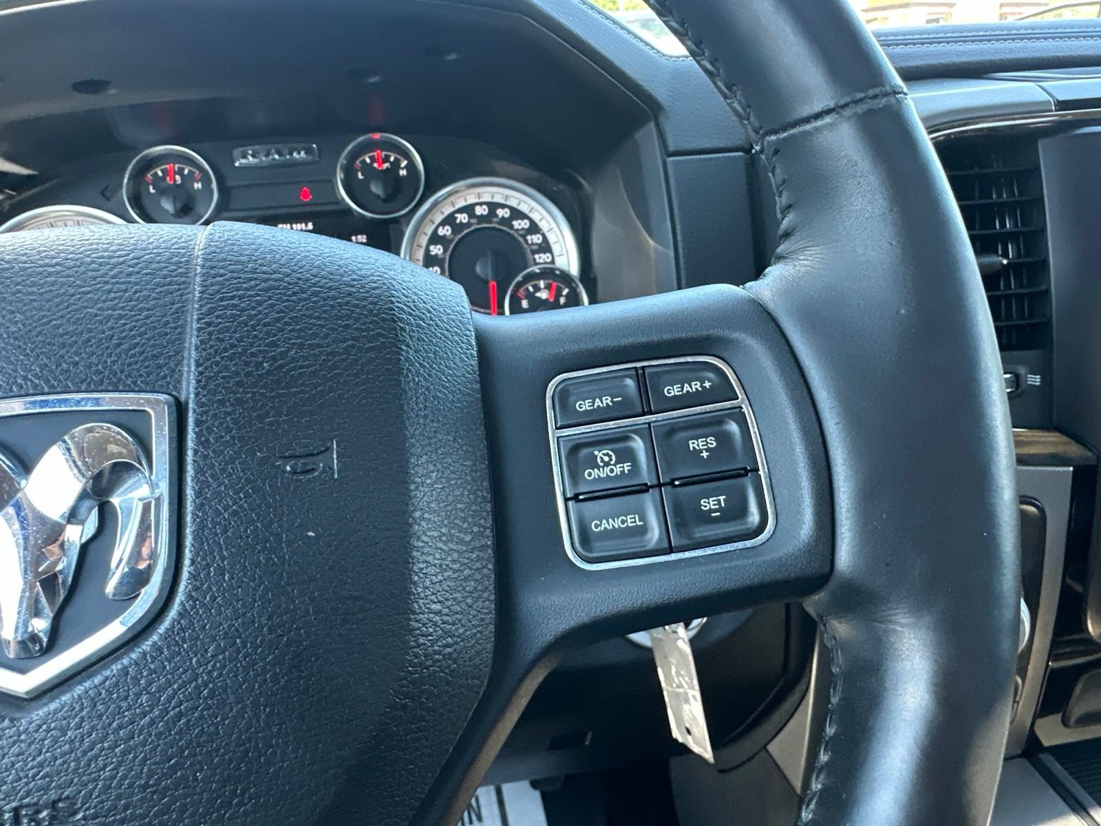 Used 2014 RAM 1500 Sport w/ Remote Start & Security Group AWD/4WD image 46