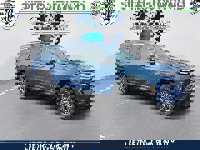 New 2026 Chevrolet Traverse LT image 2