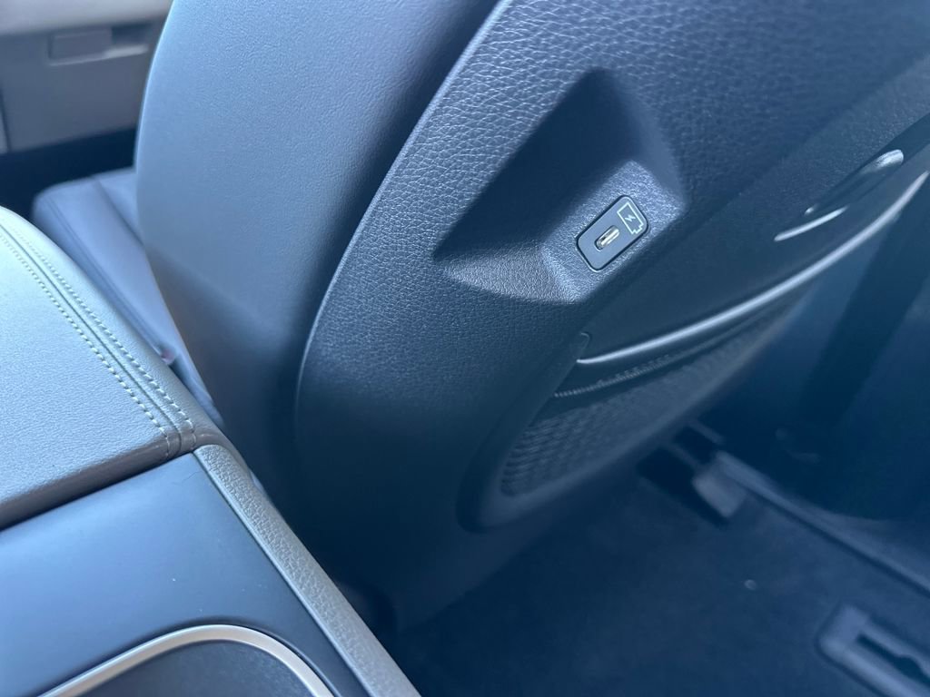 New 2026 Kia Carnival LXS image 17