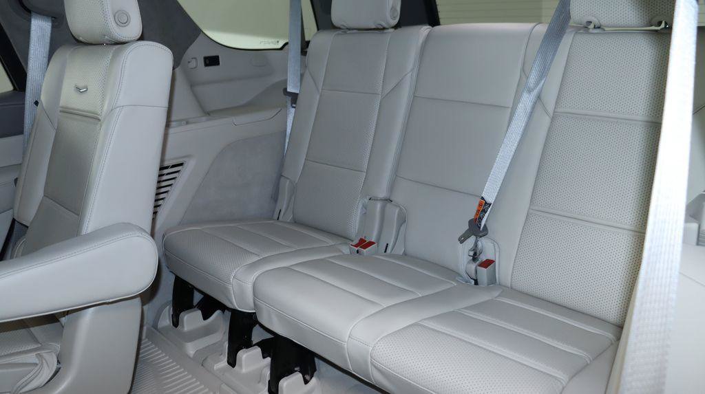 Certified 2025 Cadillac Escalade Sport Platinum AWD/4WD image 30