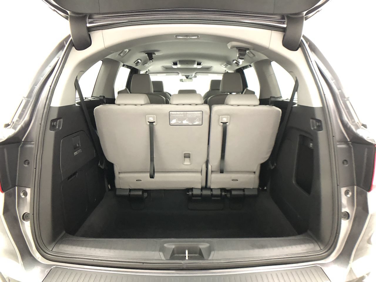 Used 2019 Honda Odyssey Elite image 17
