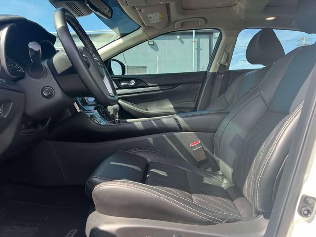 Used 2023 Nissan Maxima Platinum w/ Sport Mat Group FWD image 23