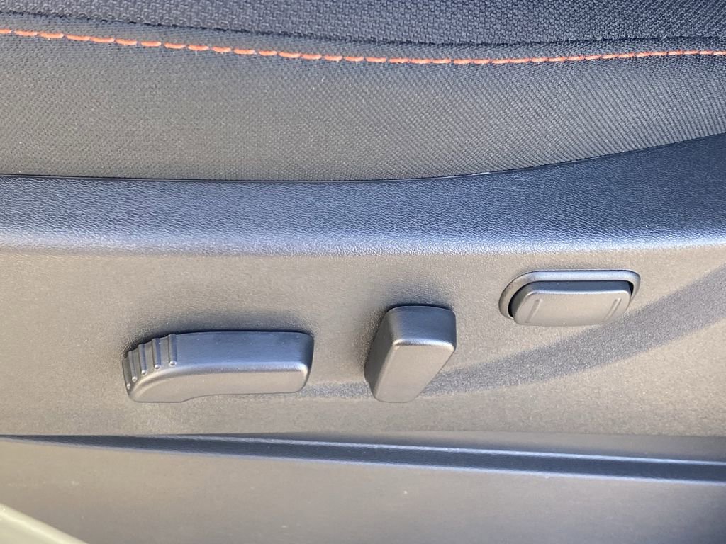 New 2026 Nissan Frontier PRO-4X w/ Pro-4x Convenience Package image 16