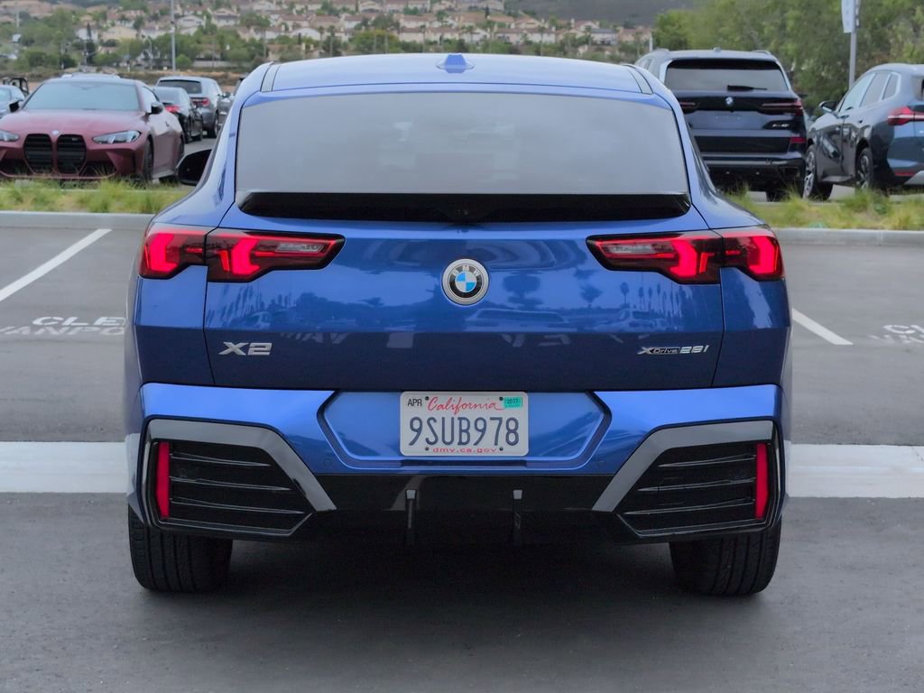 Used 2025 BMW X2 xDrive28i AWD/4WD image 7