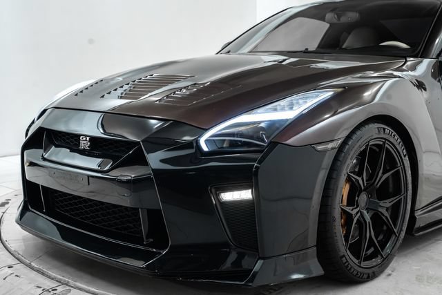 Used 2015 Nissan GT-R Premium AWD/4WD image 18
