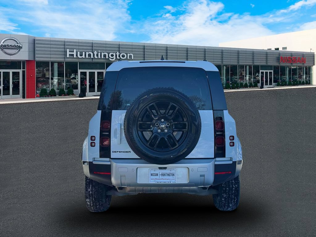 Used 2025 Land Rover Defender 110 S AWD/4WD image 7
