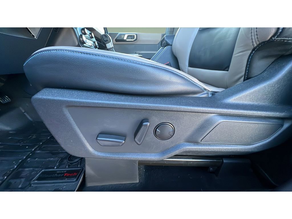 Used 2023 Ford Bronco Wildtrak image 25