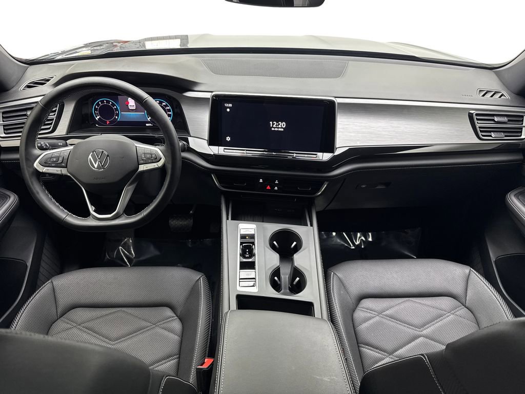 Used 2025 Volkswagen Atlas Cross Sport SE image 51