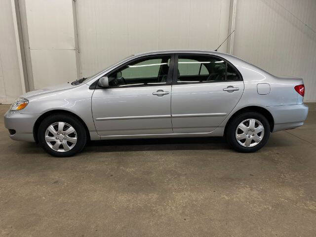 Used 2007 Toyota Corolla LE FWD image 2