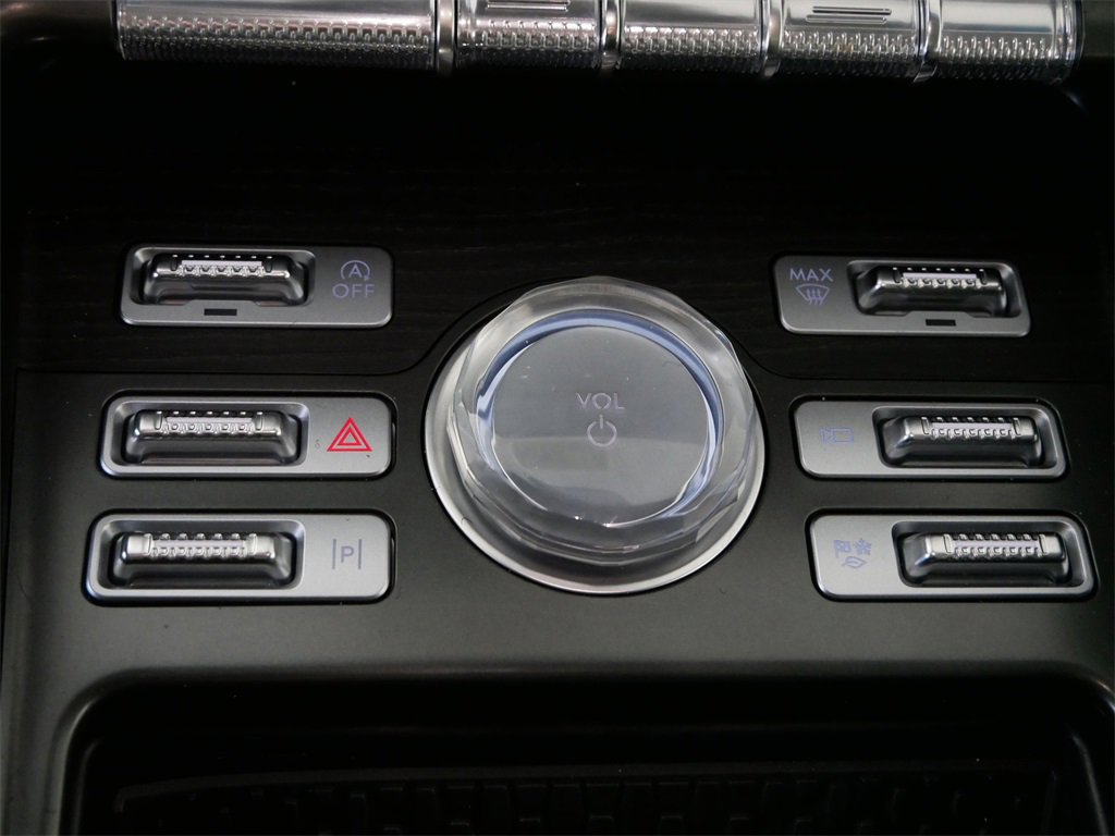 Certified 2024 Lincoln Nautilus Reserve w/ Equipment Group 202A image 23