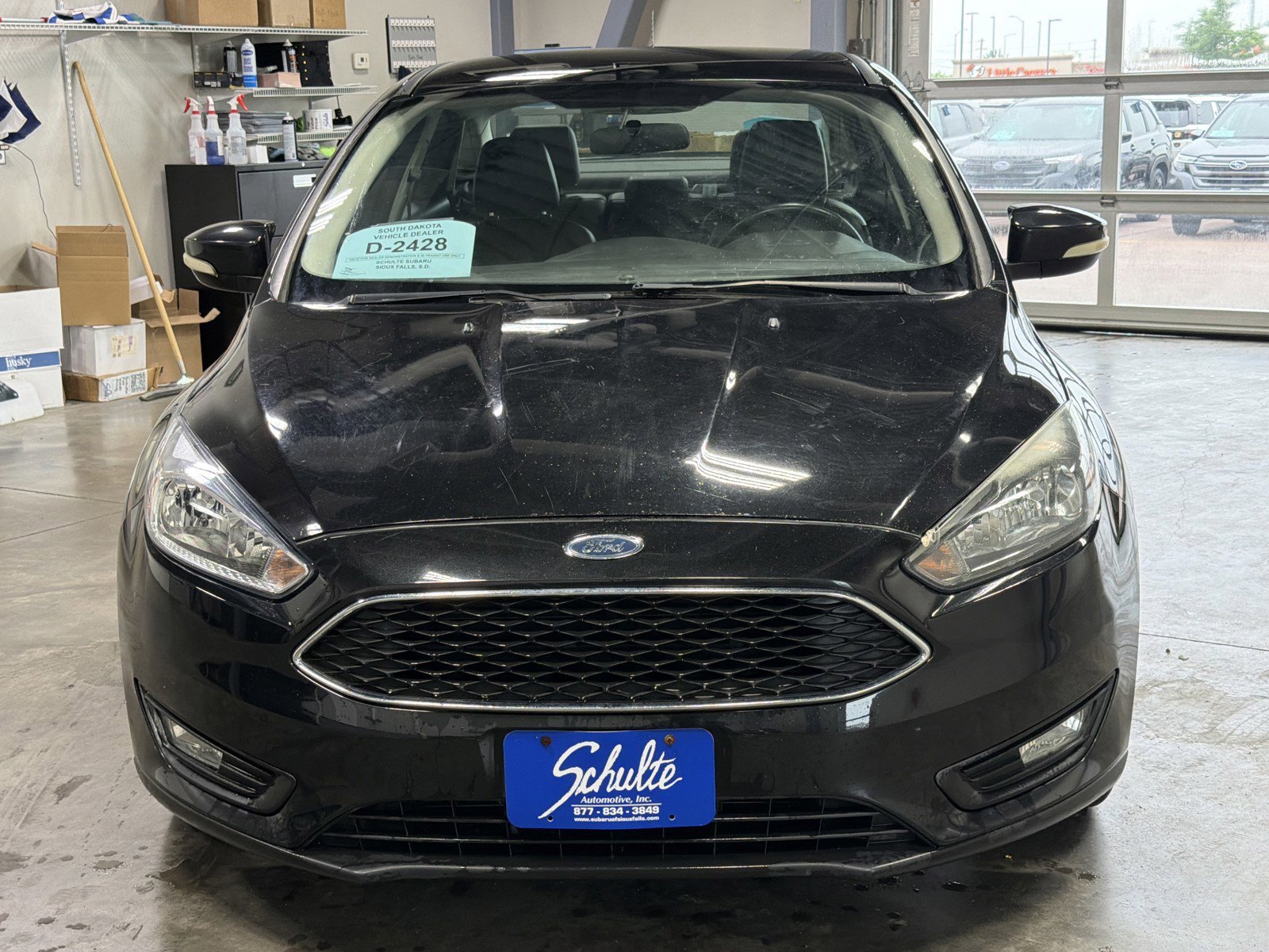Used 2015 Ford Focus SE w/ Equipment Group 201A FWD image 2