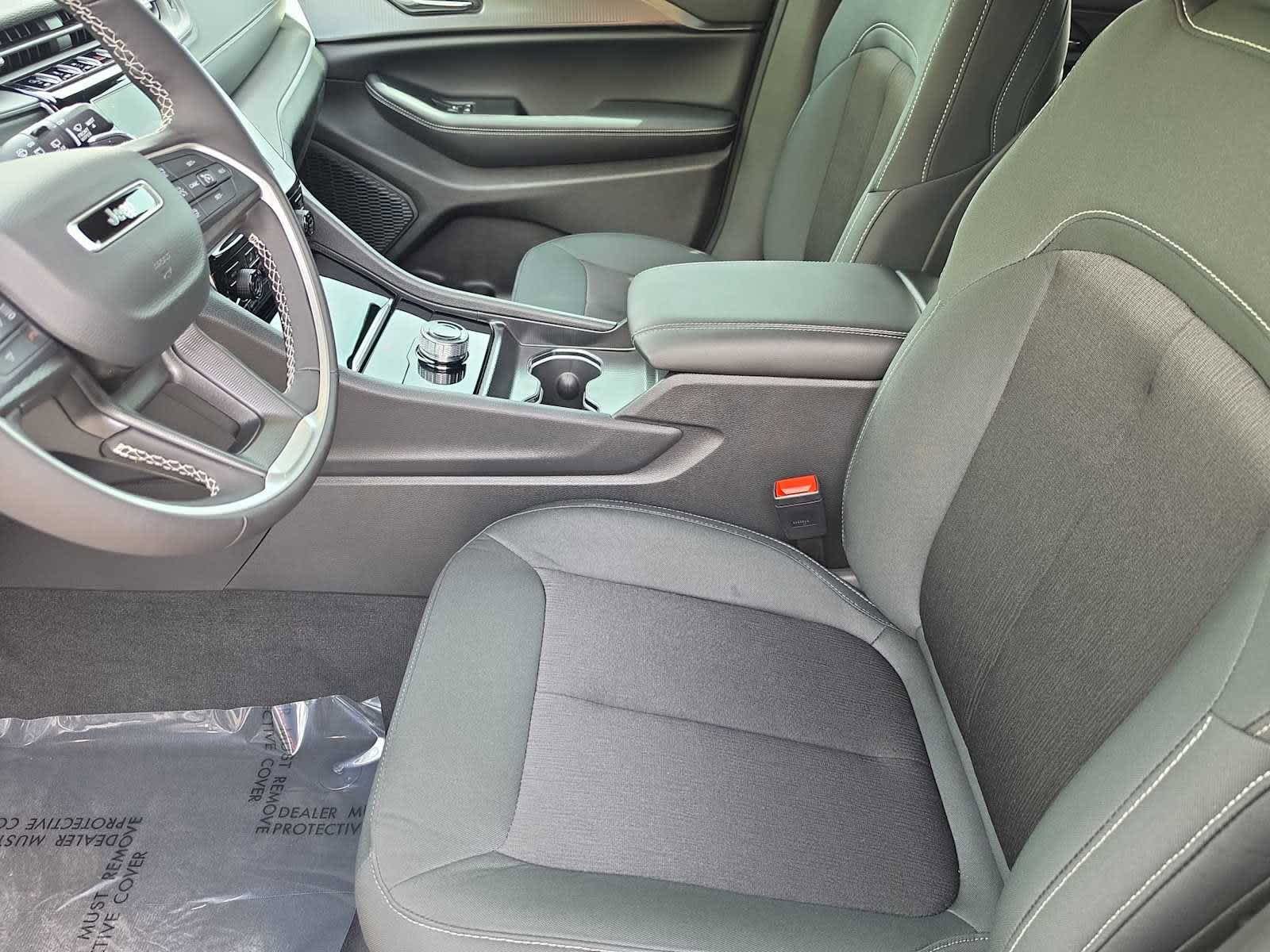 New 2026 Jeep Grand Cherokee Laredo X RWD image 44
