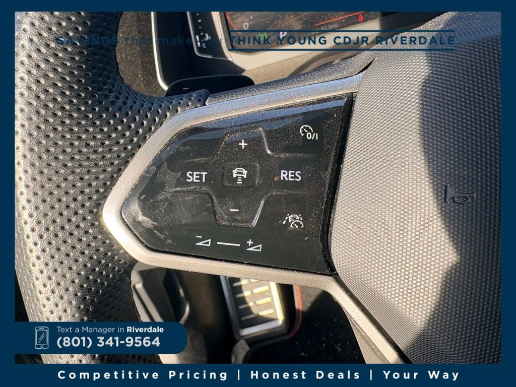 Used 2022 Volkswagen Jetta GLI Autobahn image 17