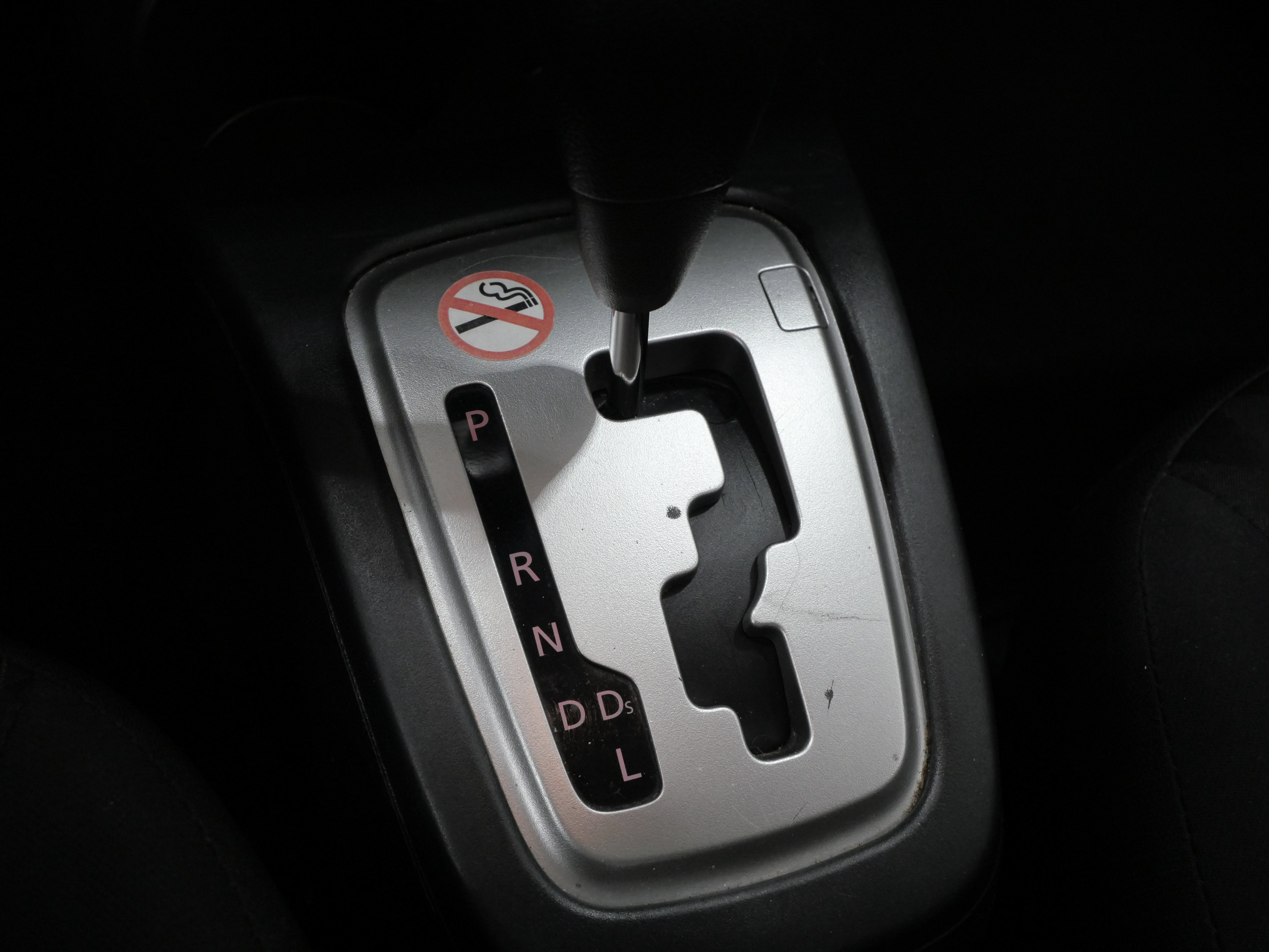 Used 2024 Mitsubishi Mirage ES FWD image 22