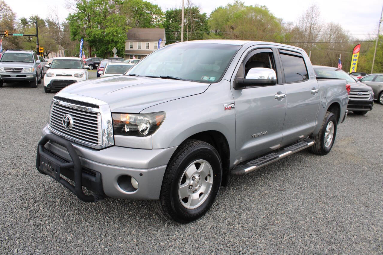 Used 2013 Toyota Tundra Limited w/ Memory Pkg RWD image 2