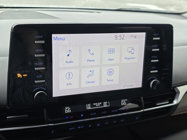 Used 2022 Toyota Sienna XLE FWD image 19