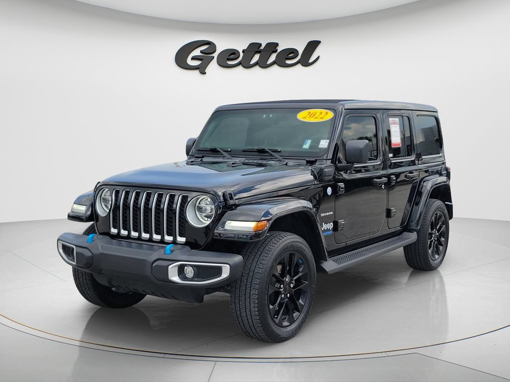 Used 2022 Jeep Wrangler Unlimited Sahara w/ Cold Weather Group AWD/4WD image 7