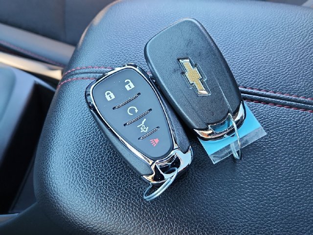 Used 2024 Chevrolet Equinox RS FWD image 51
