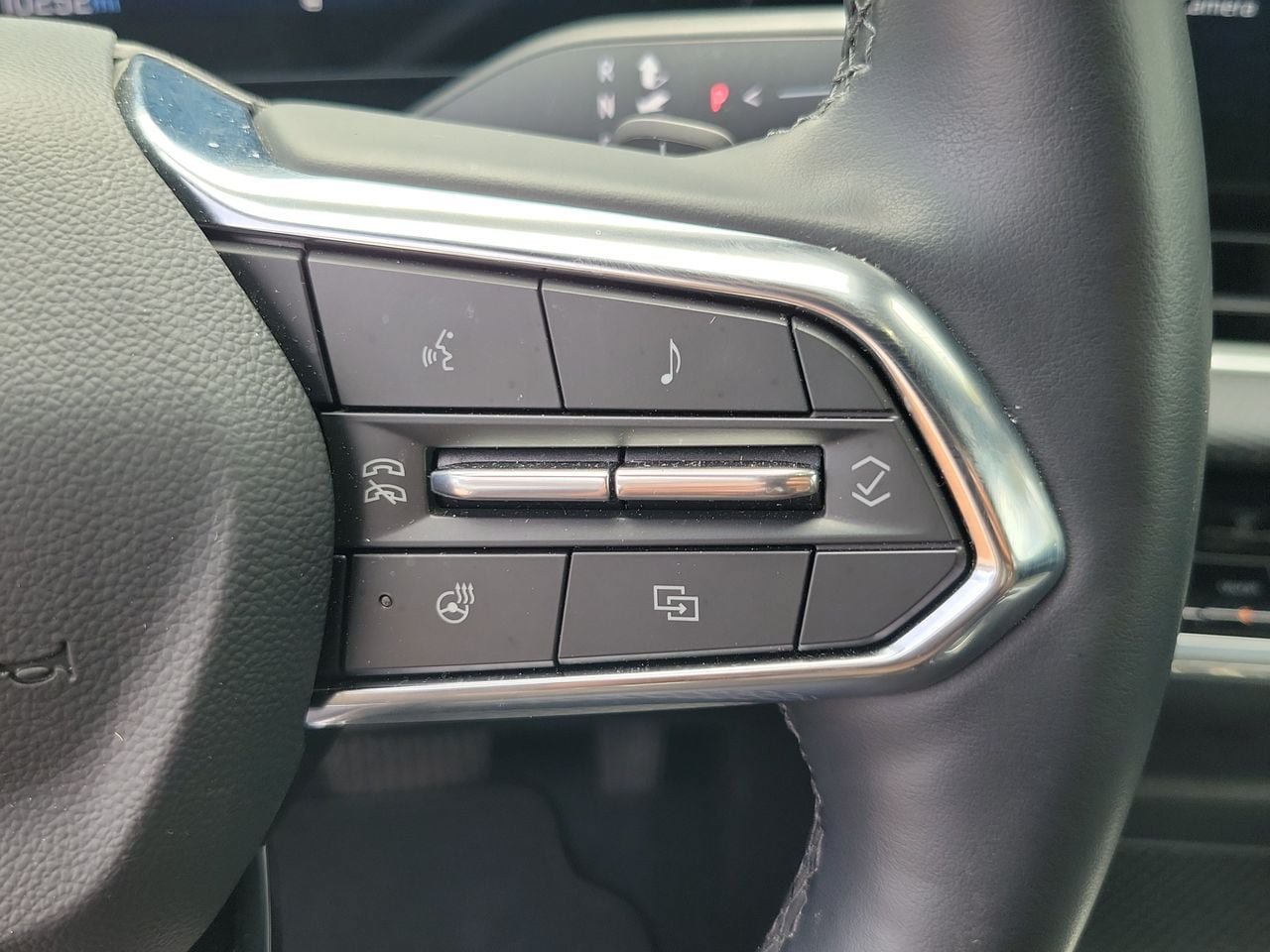 Used 2026 Chevrolet Equinox LT FWD image 19