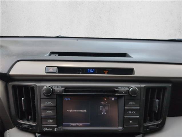 Used 2015 Toyota RAV4 XLE FWD image 14