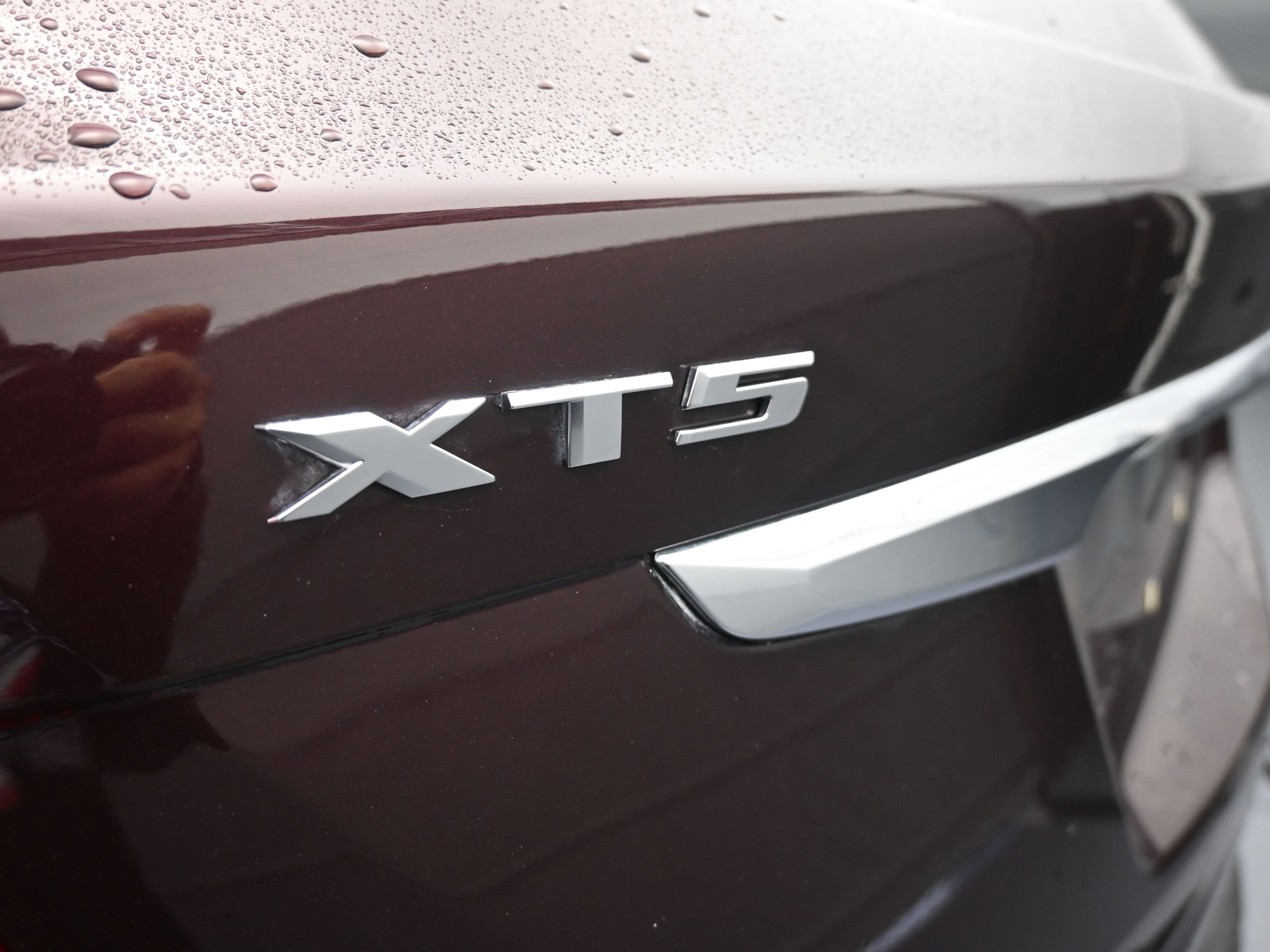 Used 2018 Cadillac XT5 FWD image 12