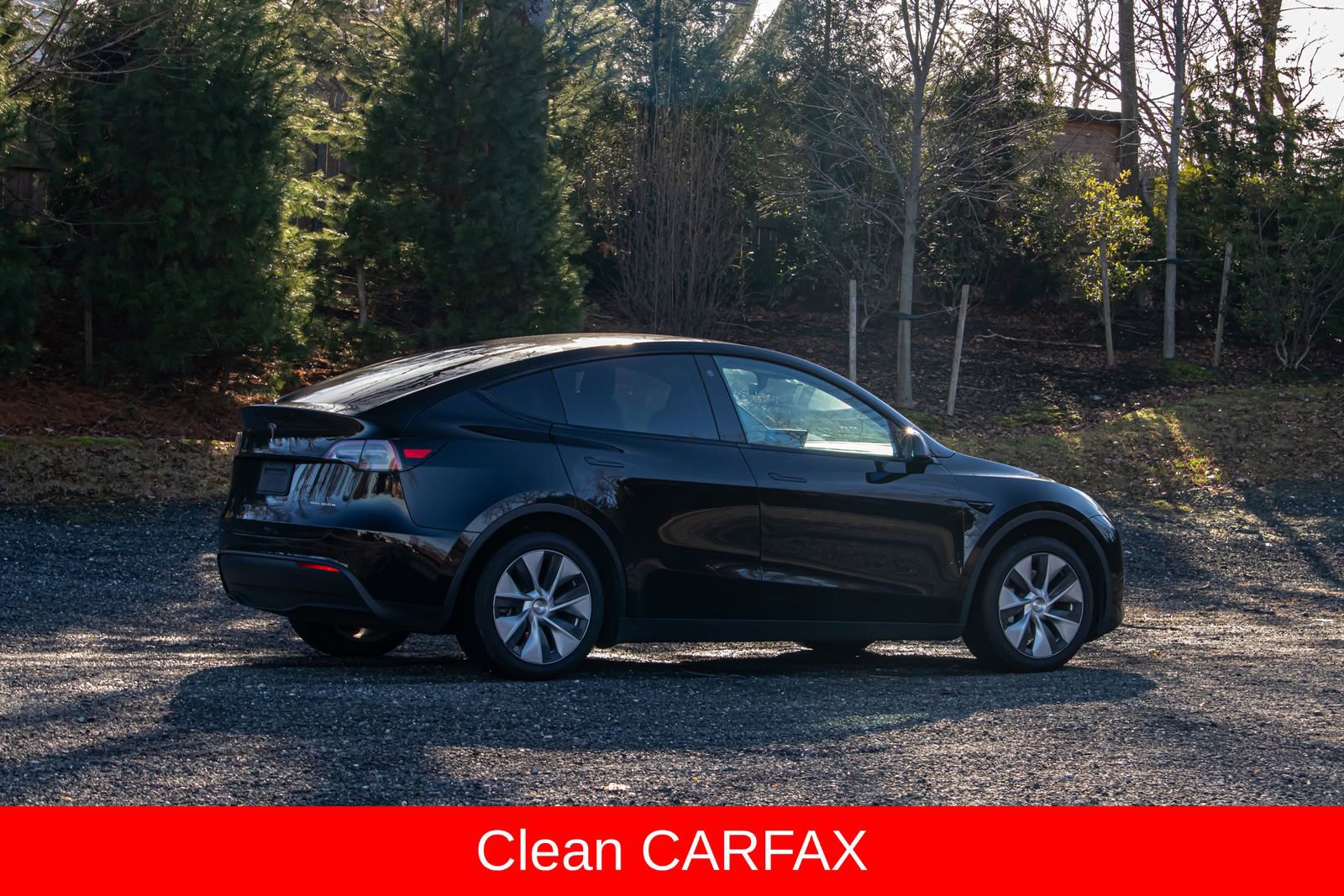 Used 2022 Tesla Model Y Long Range image 9