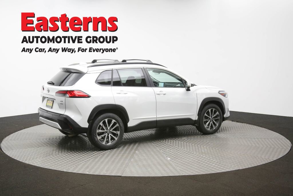 Used 2022 Toyota Corolla Cross XLE w/ Convenience Package image 39