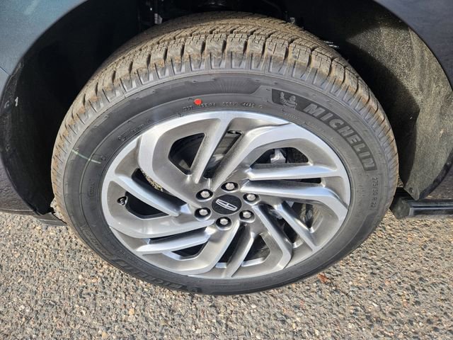 New 2026 Lincoln Navigator Reserve image 18