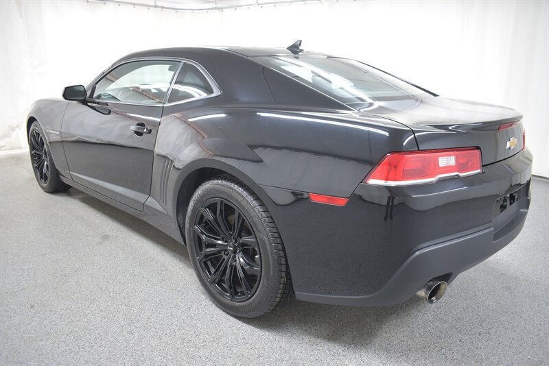 Used 2015 Chevrolet Camaro LT w/ 1LT Preferred Package RWD image 5