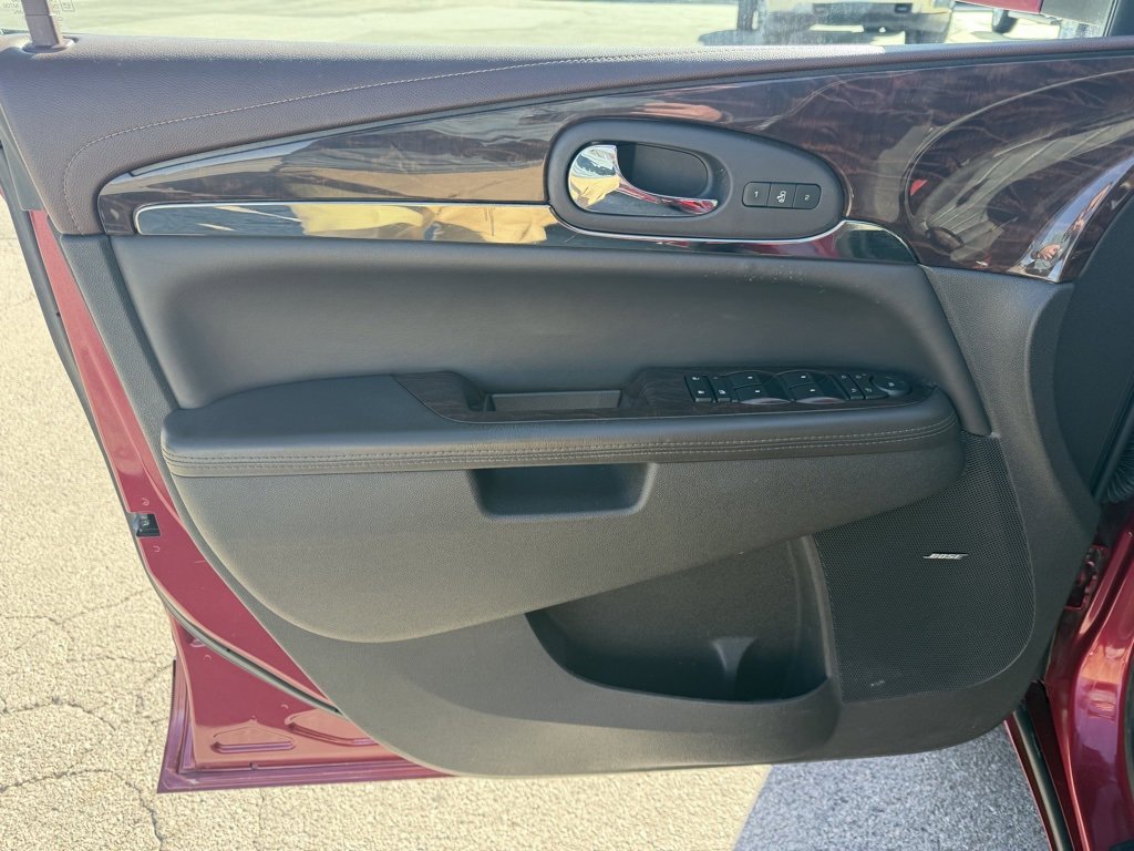 Used 2014 Buick Enclave Premium image 11