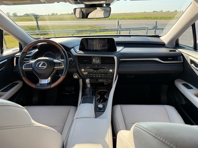 Used 2020 Lexus RX 350L FWD w/ Premium Package image 13