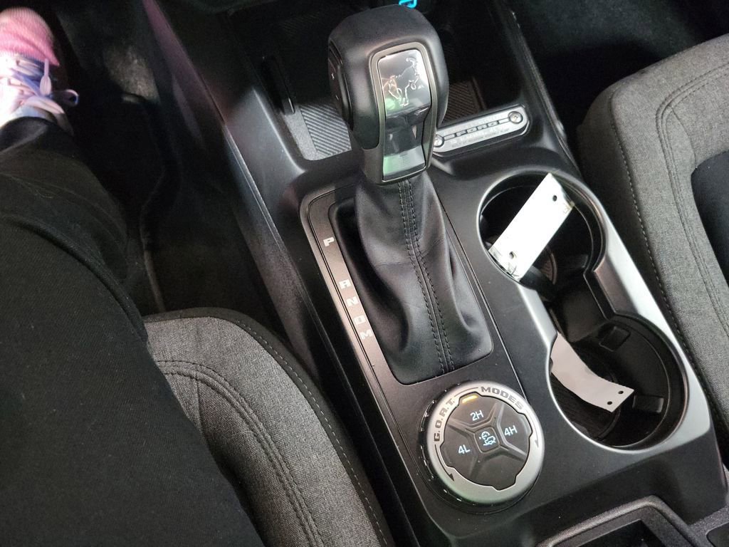 Used 2025 Ford Bronco Big Bend image 39