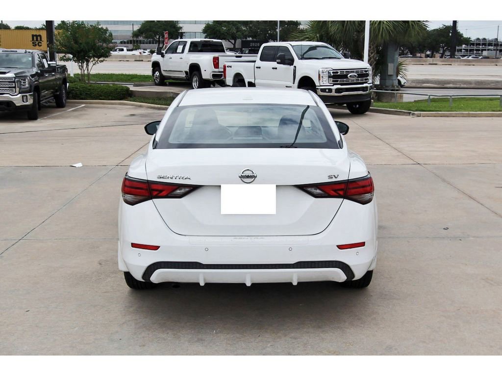 Used 2022 Nissan Sentra SV FWD image 5