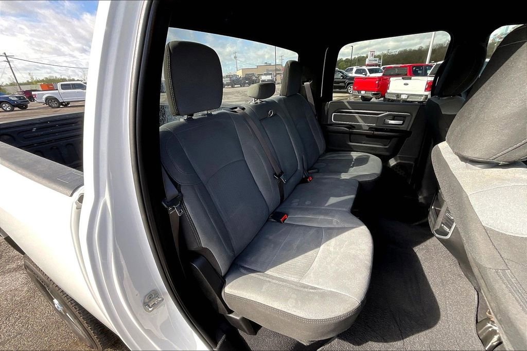 Used 2021 RAM 2500 Big Horn w/ Level 1 Equipment Group AWD/4WD image 29