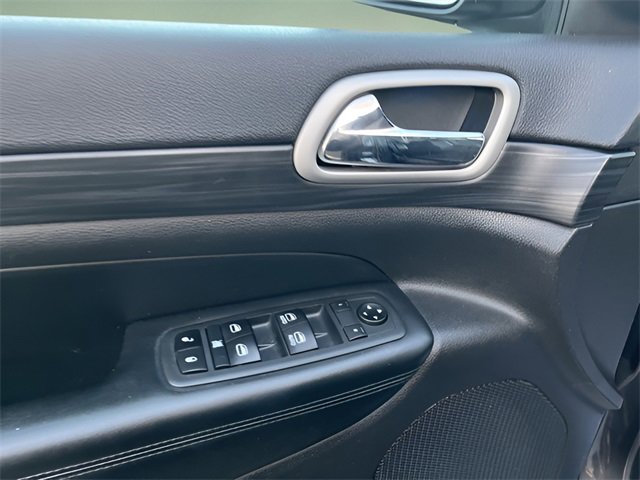 Used 2020 Jeep Grand Cherokee Altitude image 9