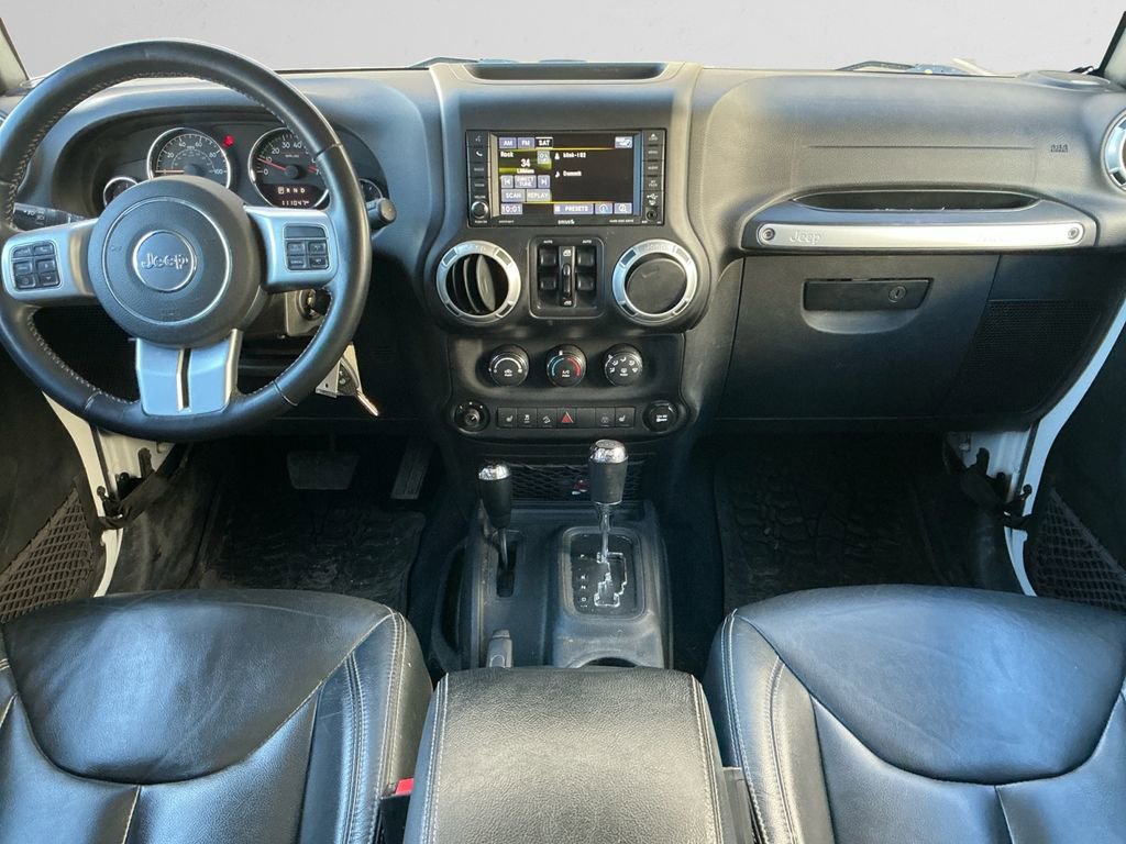 Used 2017 Jeep Wrangler Unlimited Rubicon image 10