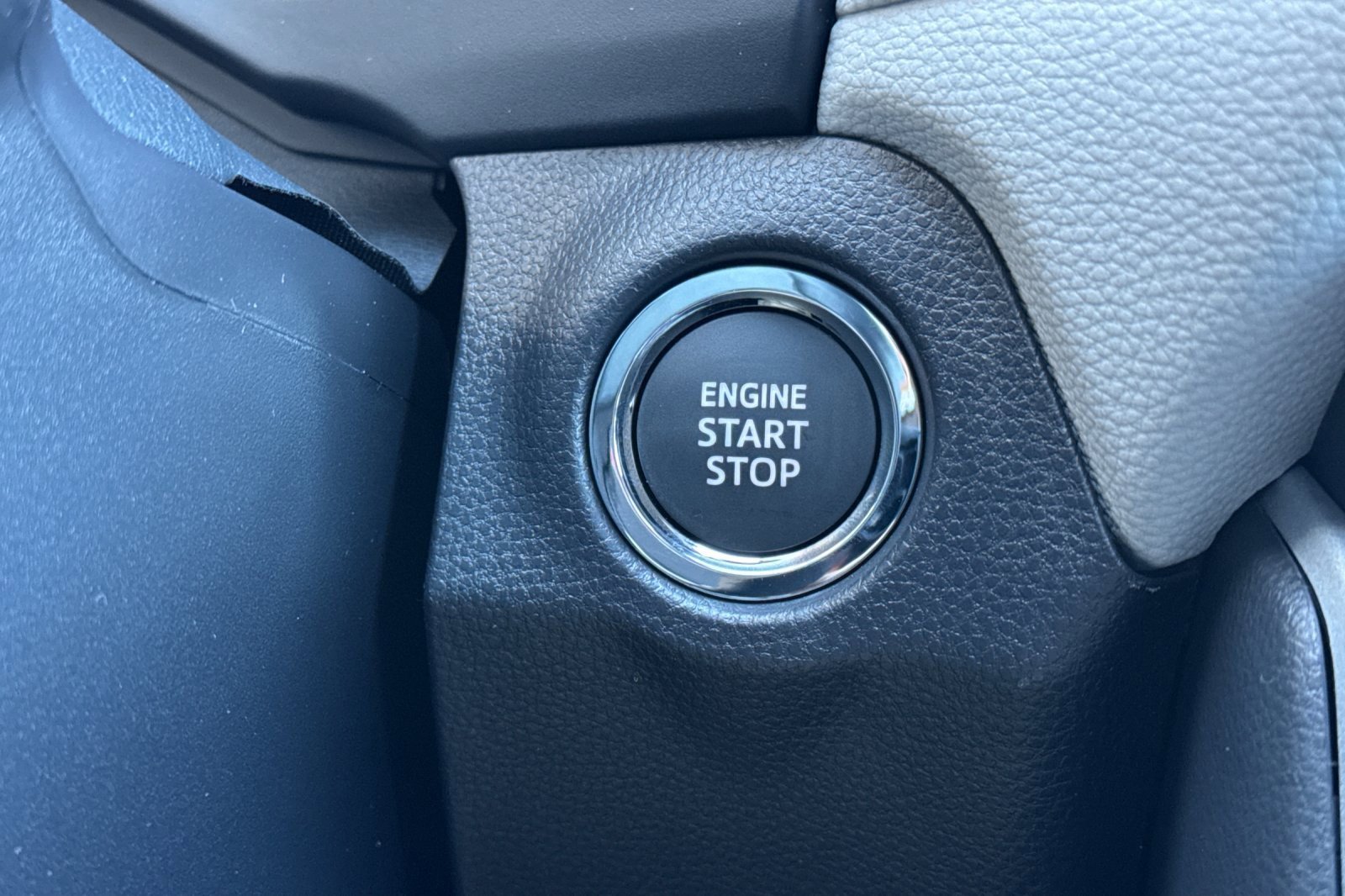 New 2025 Toyota RAV4 XLE image 22